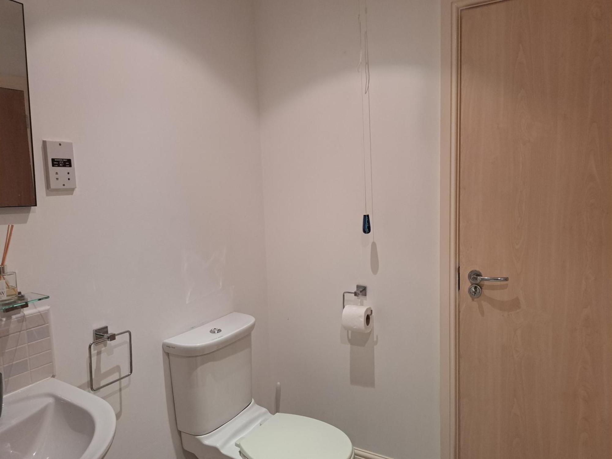 Private And Comfortable Room In Cosy Home Нотингам Екстериор снимка
